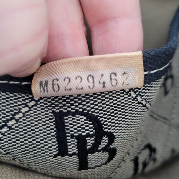 Dooney & Bourke Tassel Tote Shoulder Bag Signature Beige Tan Black - Picture 15 of 15